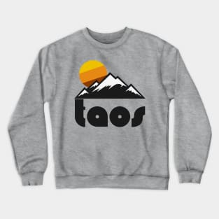 Retro Taos New Mexico ))(( Tourist Souvenir Travel Design Crewneck Sweatshirt